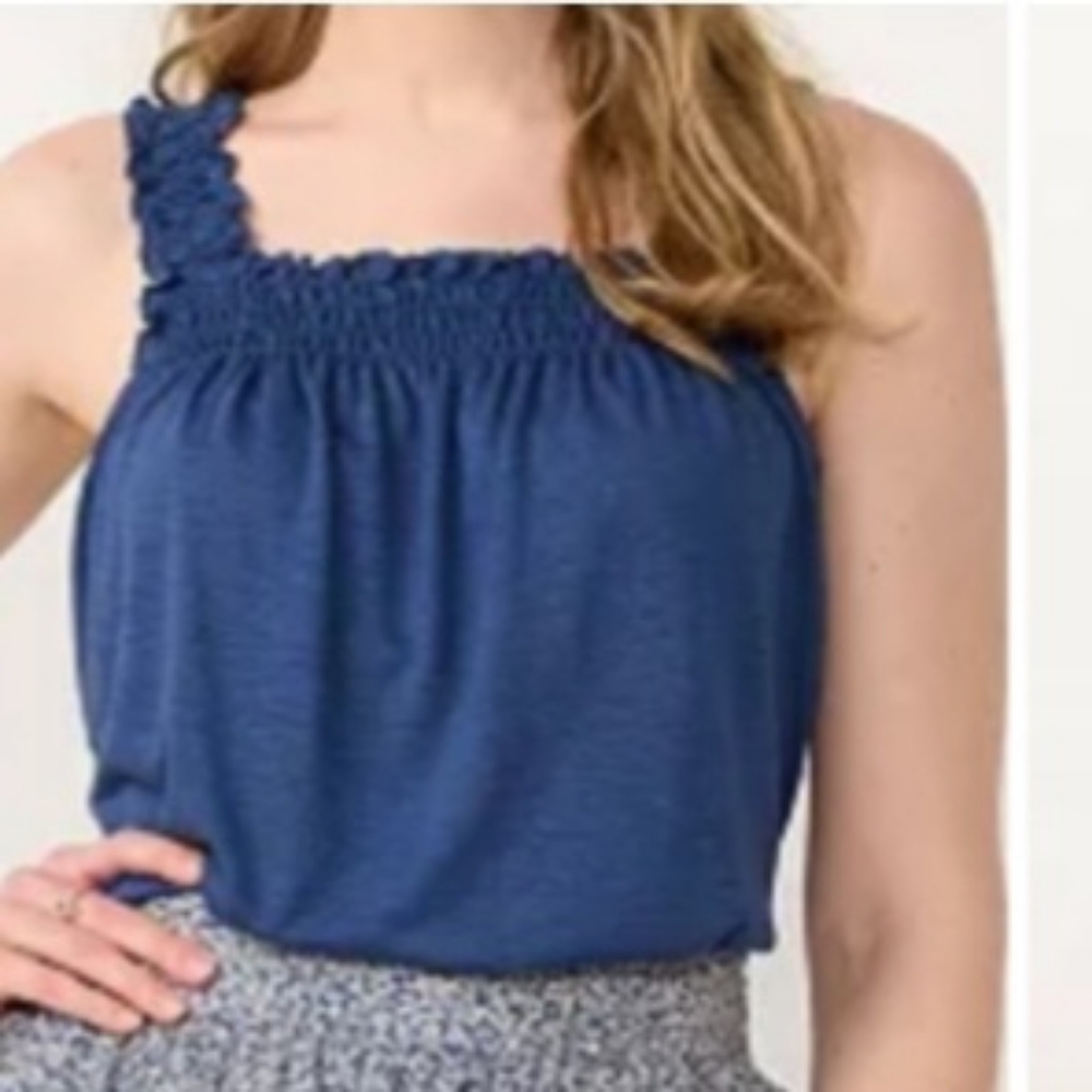 Women's Smocked Top